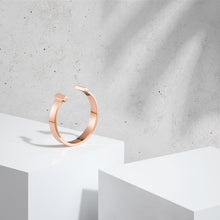 T-Bar Bangle (Rose Gold)